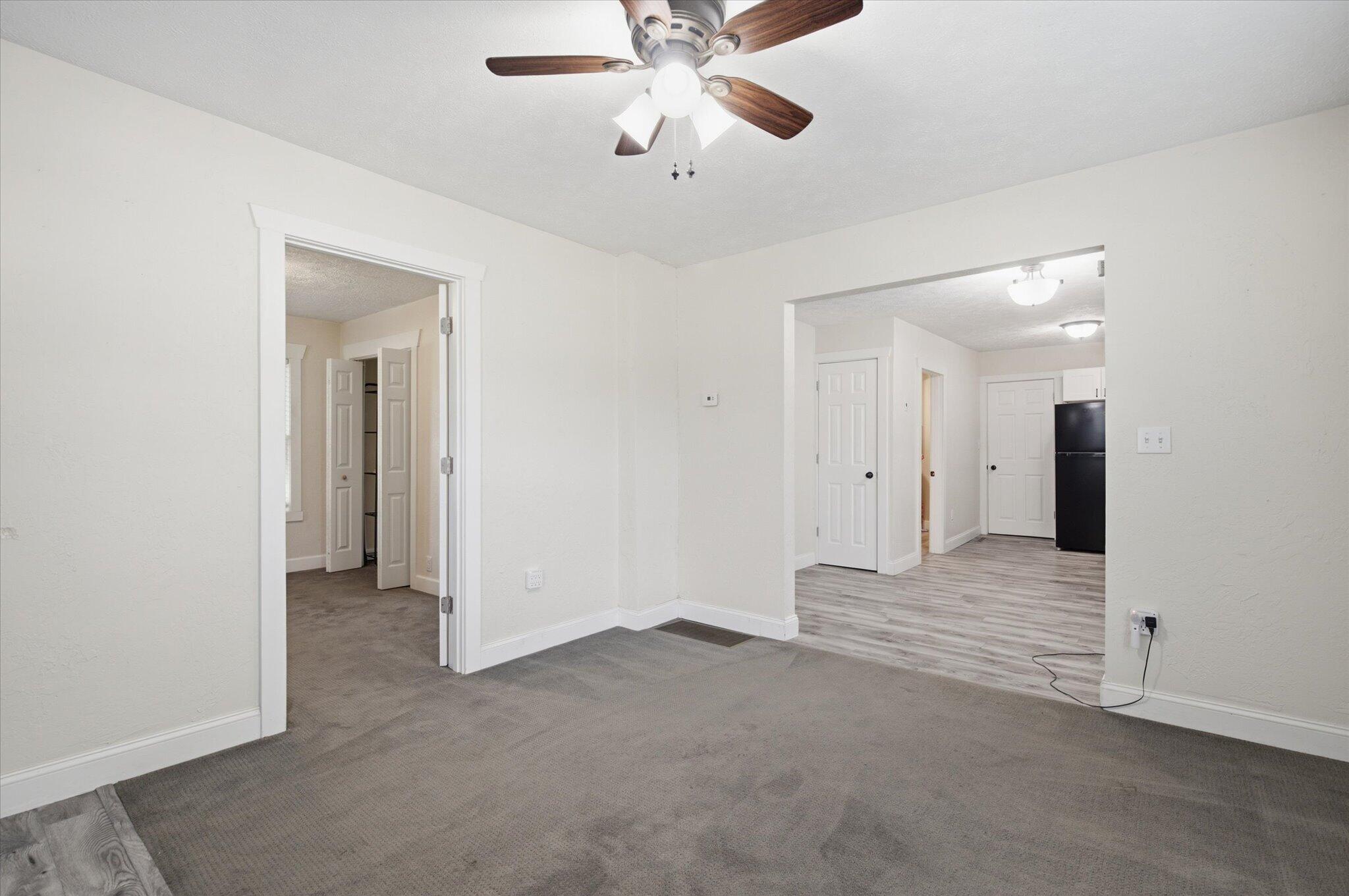 311 East Dale Street Springfield, MO 65803 - Photo 7 of 21 09-IMG_0246