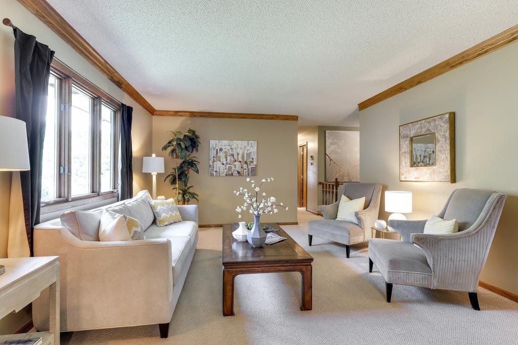 7248 Courtly Road Woodbury, MN 55125 - Photo 6 of 47