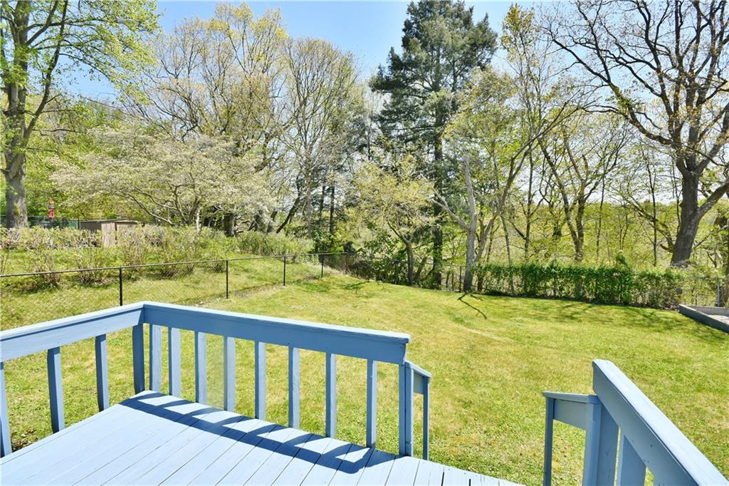 1372 Cavitt Road Monroeville, PA 15146 - Photo 5 of 25 Gallery Image 5