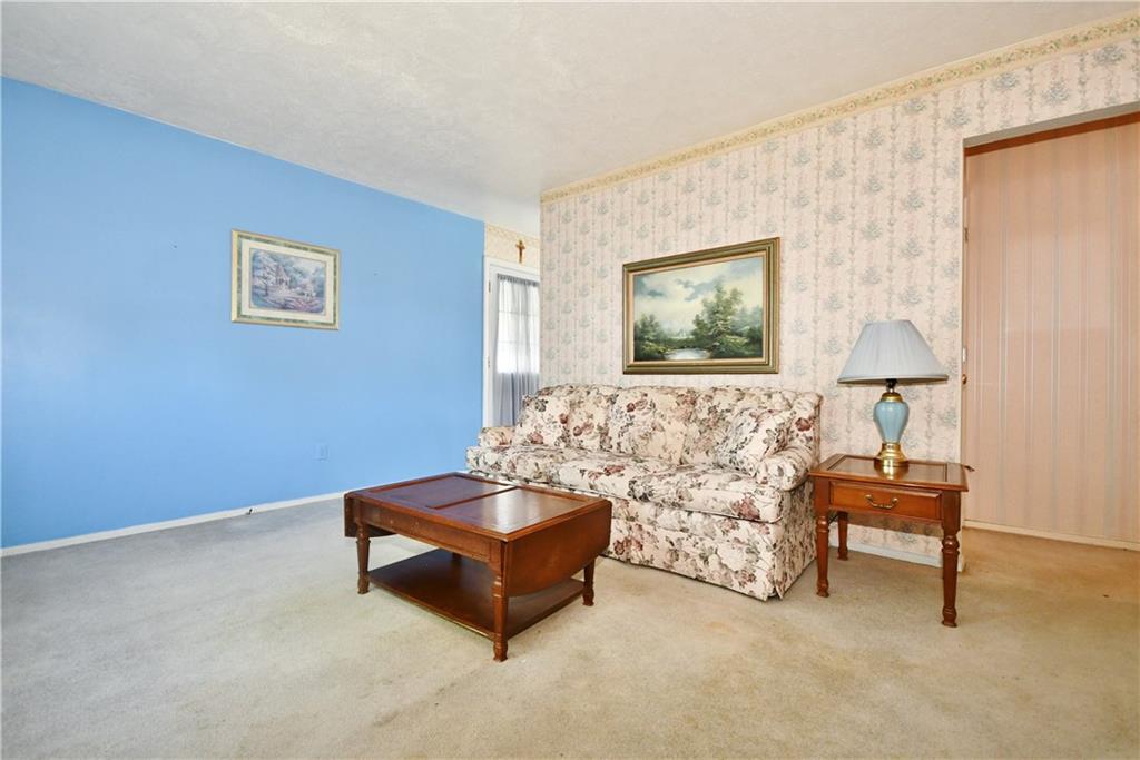 1372 Cavitt Road Monroeville, PA 15146 - Photo 8 of 25 Gallery Image 8