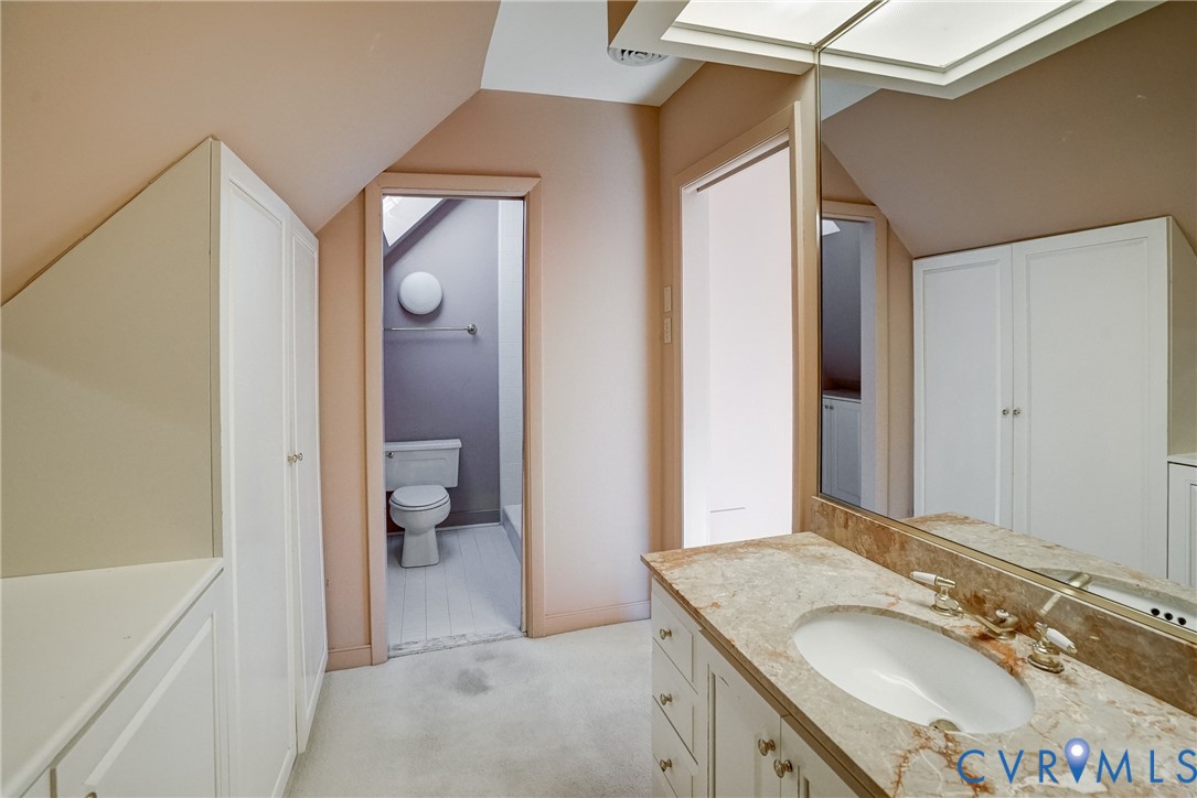 503 Welwyn Road Henrico, VA 23229 - Photo 30 of 37 Primary Bath