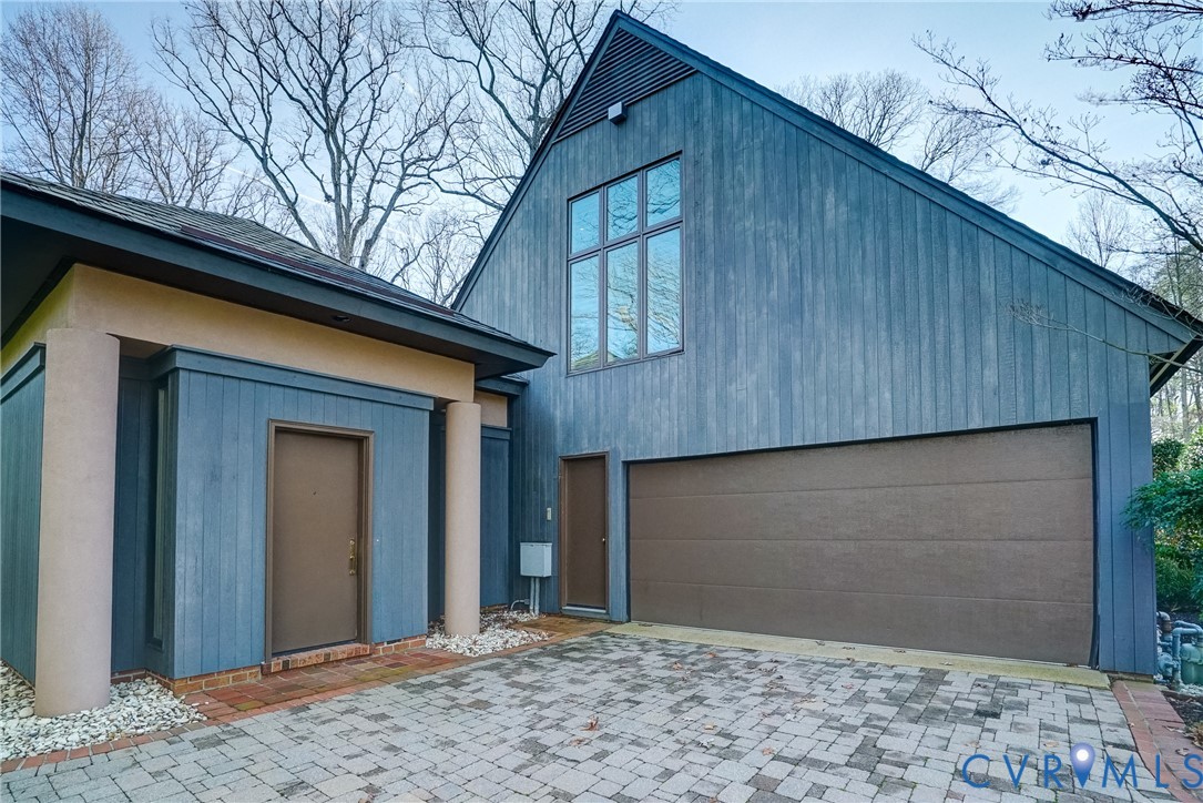 503 Welwyn Road Henrico, VA 23229 - Photo 8 of 37 2-Car Garage plus Entry to Pool Wing