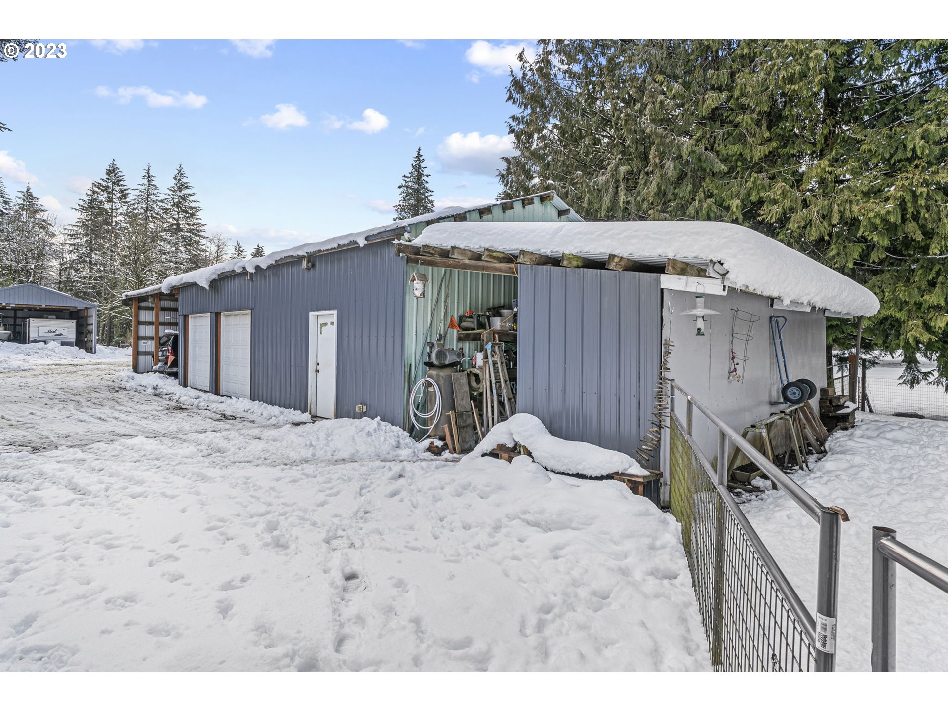 71 Stevens Road Washougal, WA 98671 - Photo 27 of 32 a view of a house with backyard