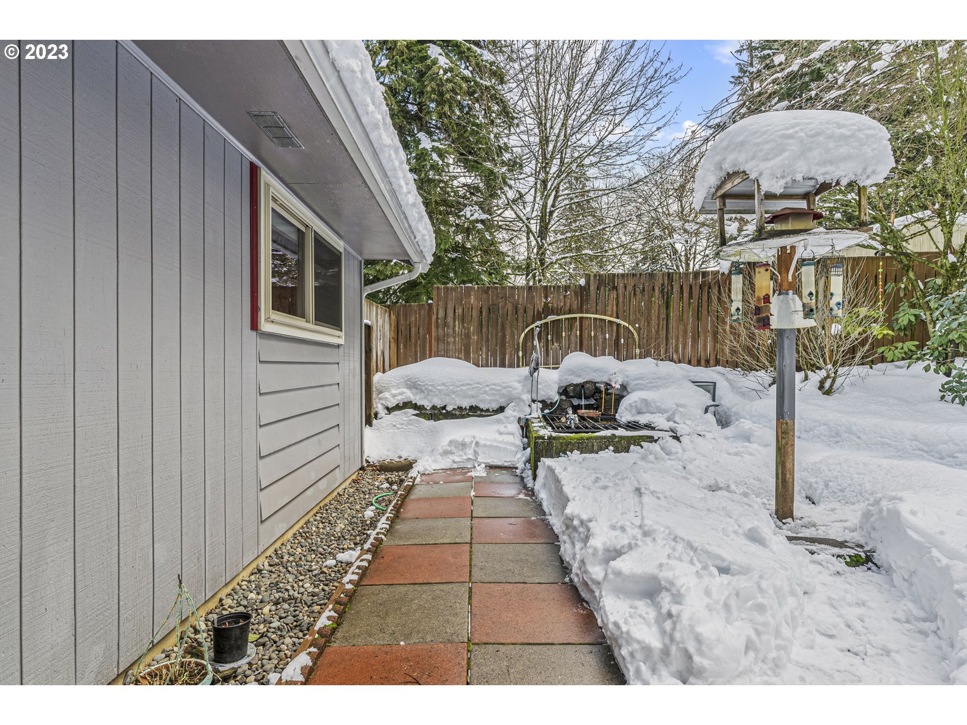 71 Stevens Road Washougal, WA 98671 - Photo 3 of 32 a view of backyard of the house