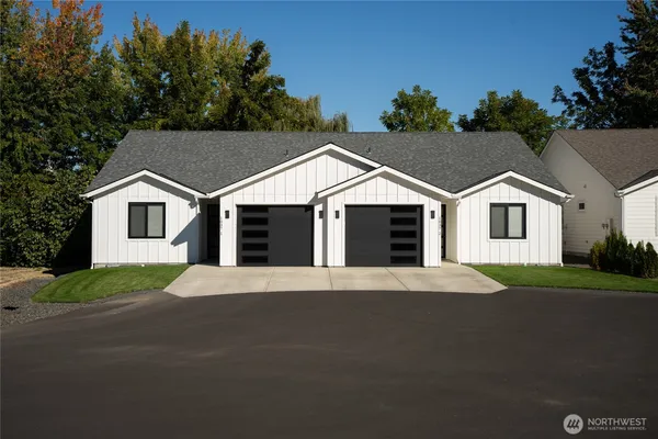 $409,000 | 1037 Southeast Date Avenue, College Place, WA 99324