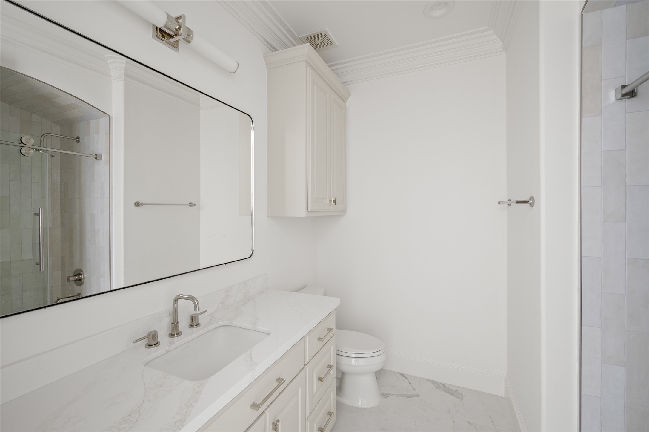 2721 Fenwood Road West University Place, TX 77005 - Photo 33 of 44 Beautifully updated Ensuite Bath.
