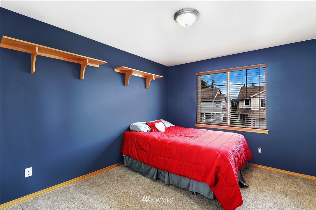 8815 Northeast 176th Street Bothell, WA 98011 - Photo 15 of 24 Gallery Image 15