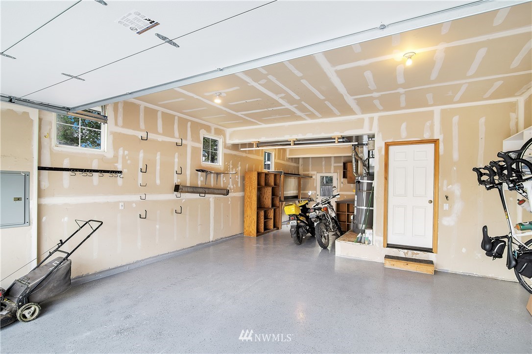 8815 Northeast 176th Street Bothell, WA 98011 - Photo 19 of 24 Gallery Image 19