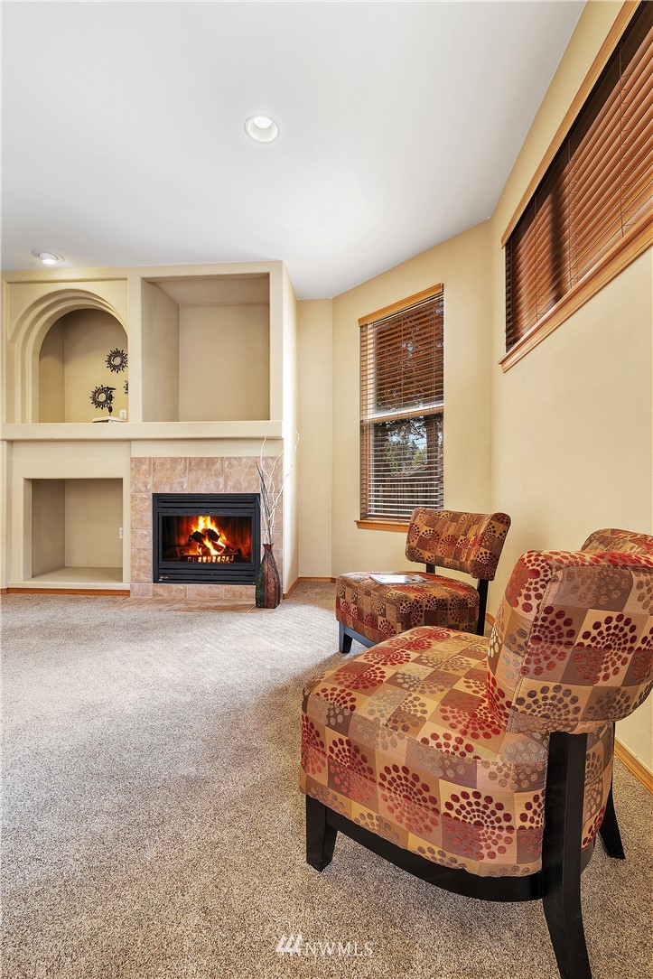 8815 Northeast 176th Street Bothell, WA 98011 - Photo 9 of 24 Gallery Image 9