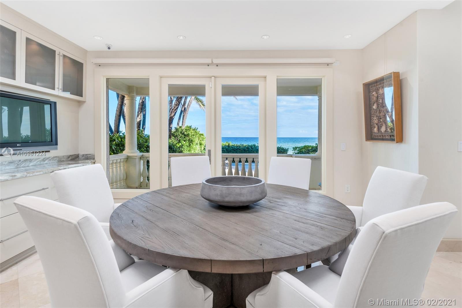 547 Ocean Boulevard Golden Beach, FL 33160 - Photo 20 of 63