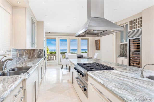 $17,500,000 | 547 Ocean Boulevard, Golden Beach, FL 33160