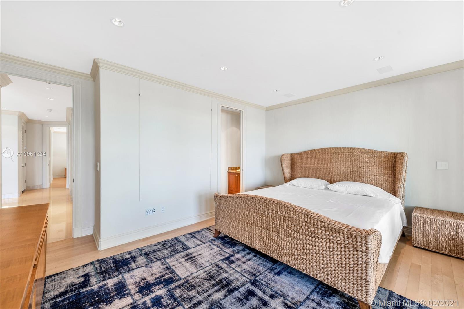 547 Ocean Boulevard Golden Beach, FL 33160 - Photo 35 of 63