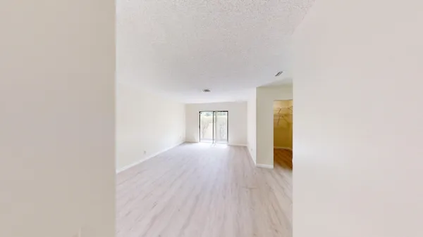 $2,850 | 3149 Kingswood Terrace, Boca Raton, FL 33431