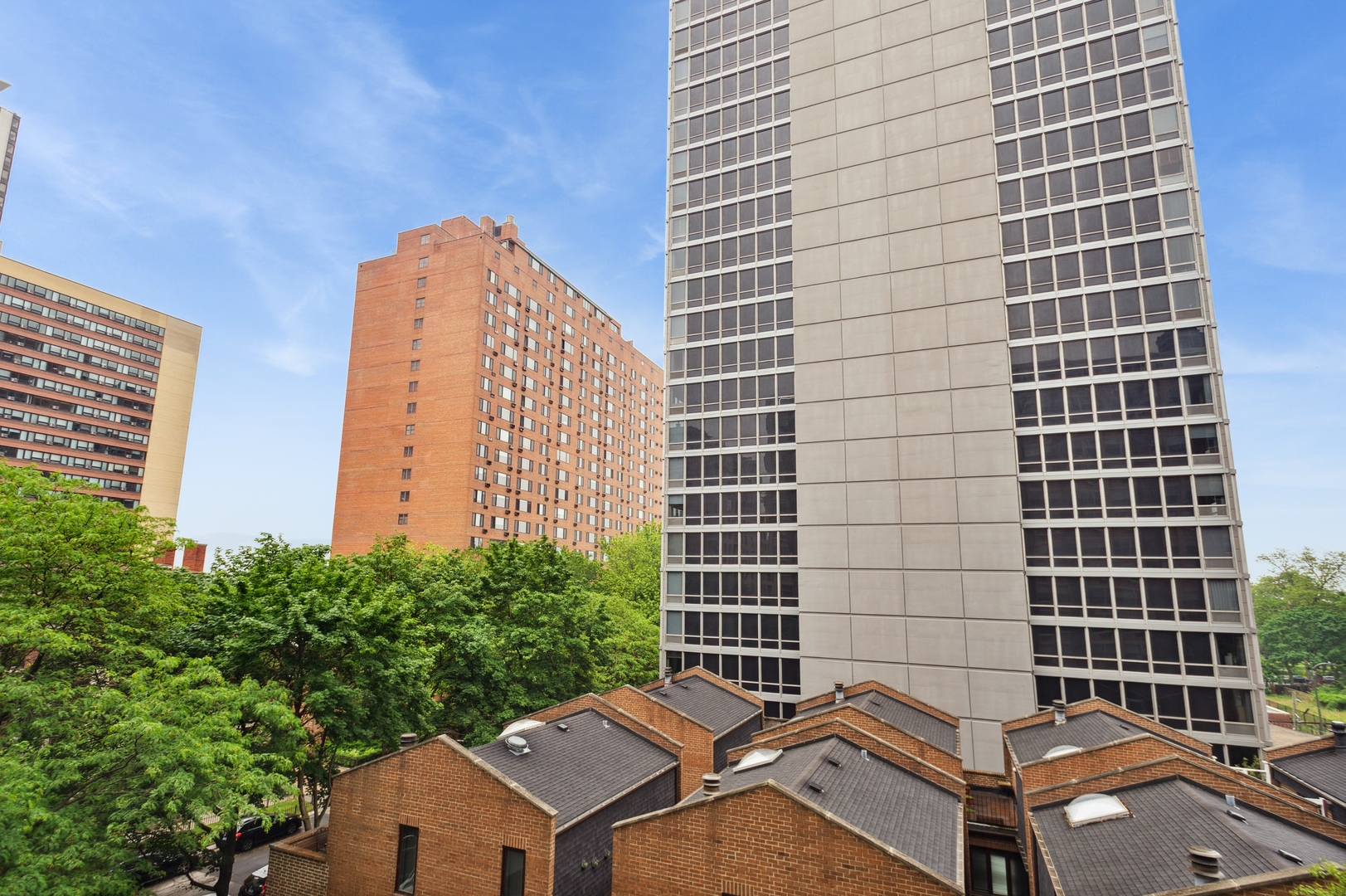 3033 North Sheridan Road, Unit 603 Chicago, IL 60657 - Photo 13 of 17 Gallery Image 13