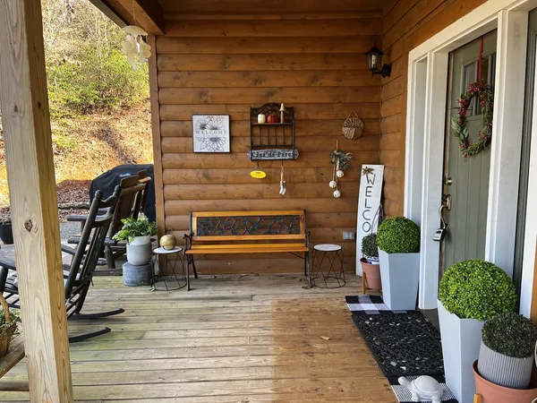 $300,000 | 172 Gardenia Court, Marble, NC 28905