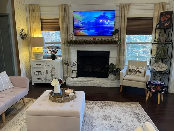 $300,000 | 172 Gardenia Court, Marble, NC 28905