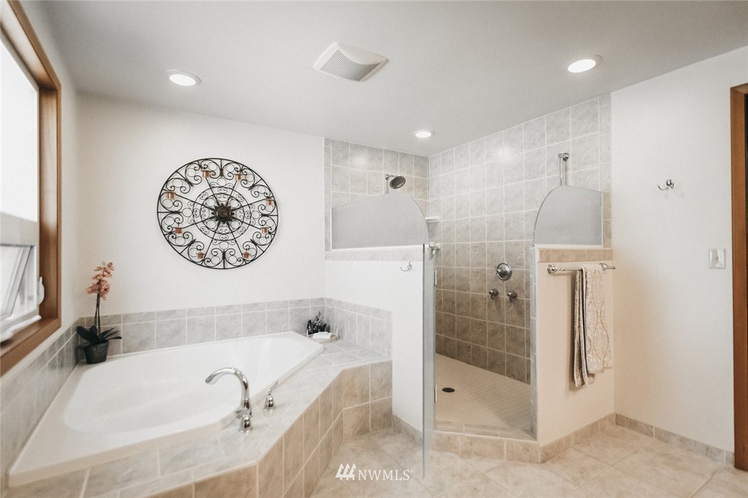 7925 Mullen Road Southeast Olympia, WA 98503 - Photo 18 of 35