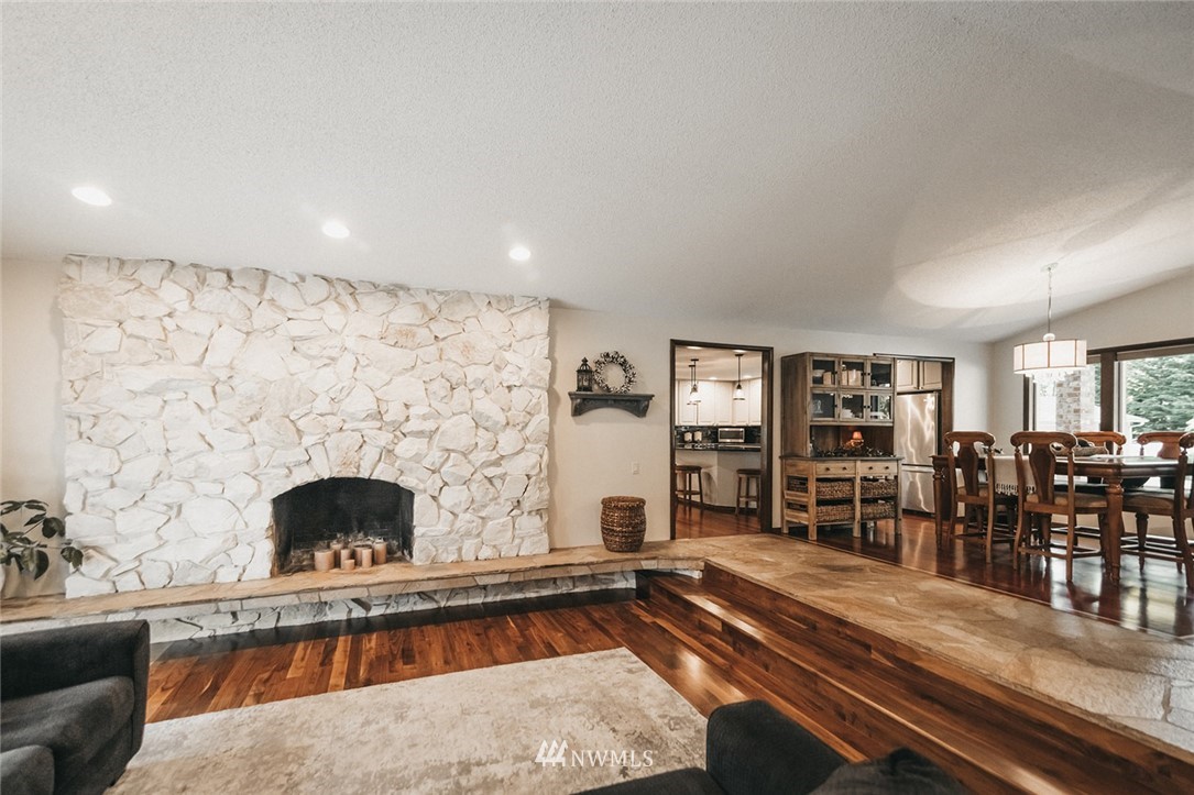 7925 Mullen Road Southeast Olympia, WA 98503 - Photo 9 of 35