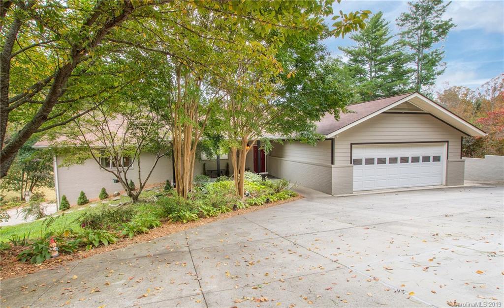 98 Joe Jenkins Road Fairview, NC 28730 - Photo 2 of 31 Gallery Image 2