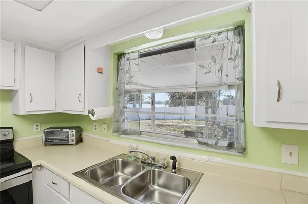 $489,000 | 7002 Crestlake Drive, Orlando, FL 32819