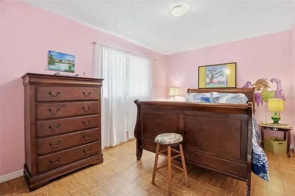 $489,000 | 7002 Crestlake Drive, Orlando, FL 32819