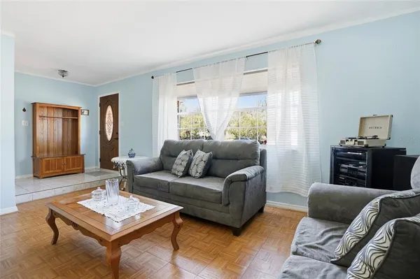 $489,000 | 7002 Crestlake Drive, Orlando, FL 32819