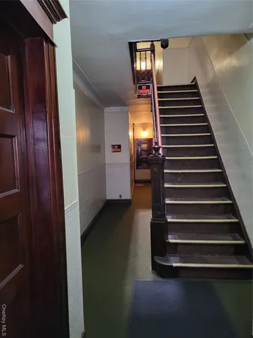 $1,100,000 | 1858 Cornelia Street | Ridgewood