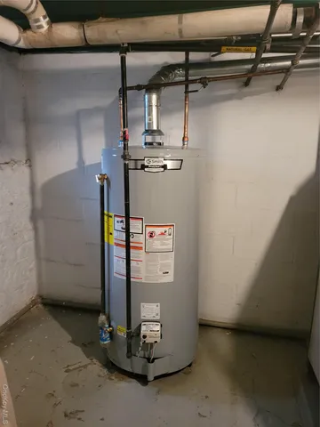 $1,100,000 | 1858 Cornelia Street | Ridgewood