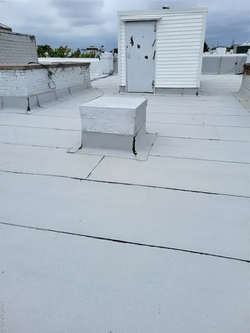 $1,100,000 | 1858 Cornelia Street | Ridgewood