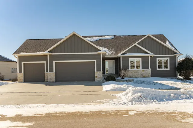 $659,900 | 1497 Century Corner Lane Northeast, Rochester, MN 55906