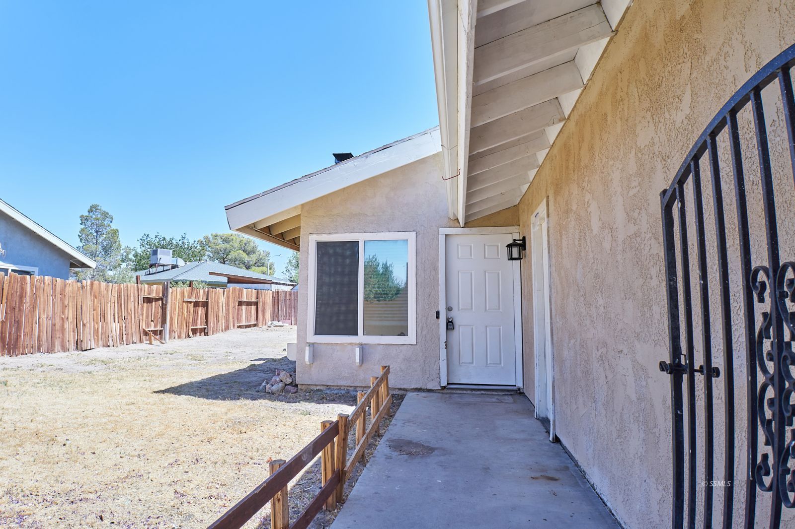 524 North Inyo Street Ridgecrest, CA 93555 - Photo 5 of 24 Gallery Image 5