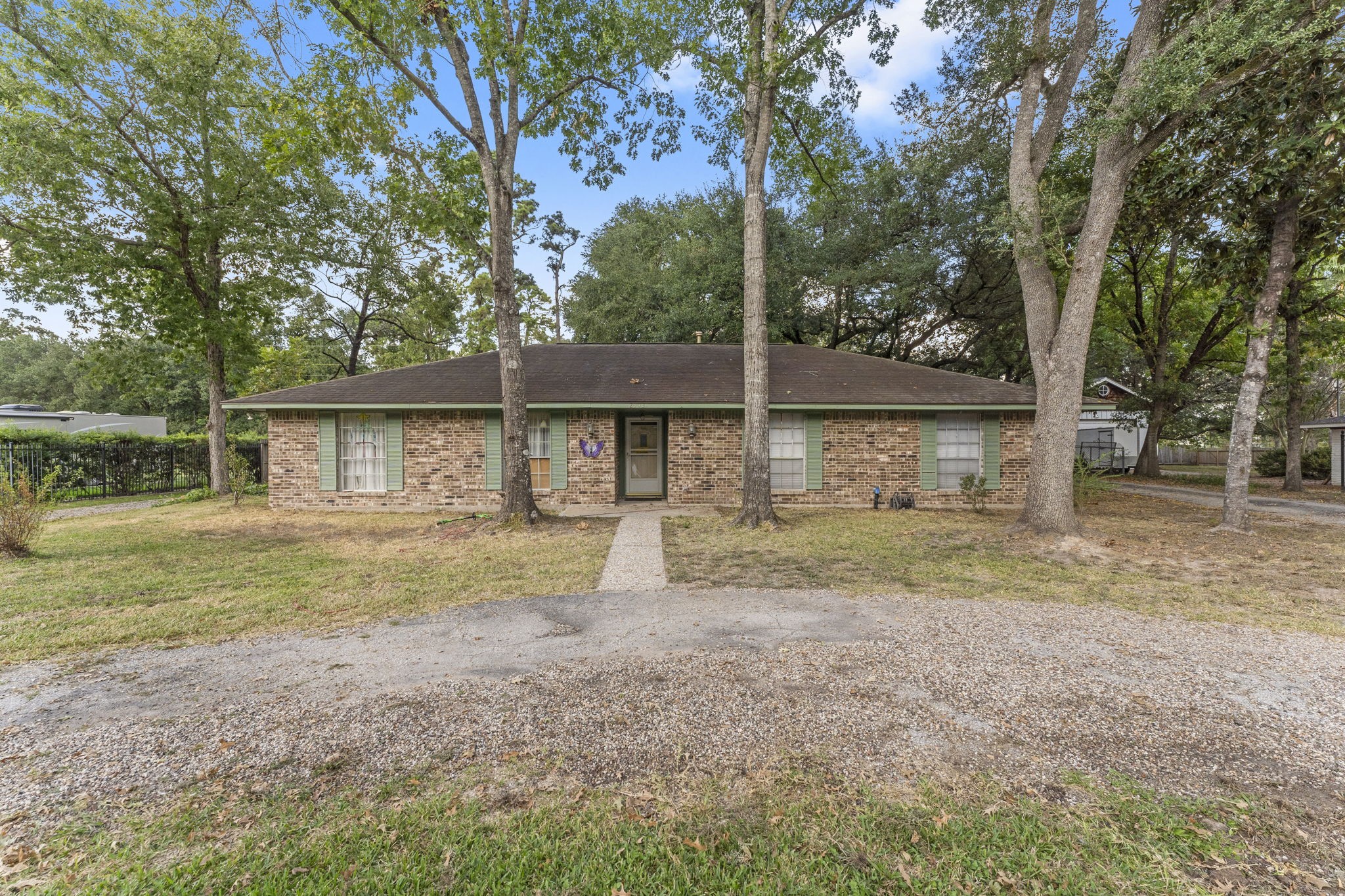 2003 Pinewoods Way Spring, TX 77386 - Photo 5 of 50