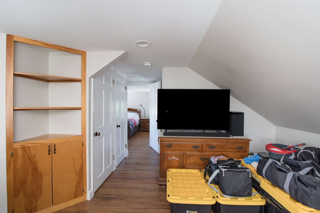 299 South Road, Unit 2 Bedford, MA 01730 - Photo 11 of 14