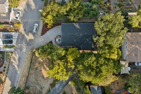 $2,198,000 | 611 Hillcrest Drive, Redwood City, CA 94062