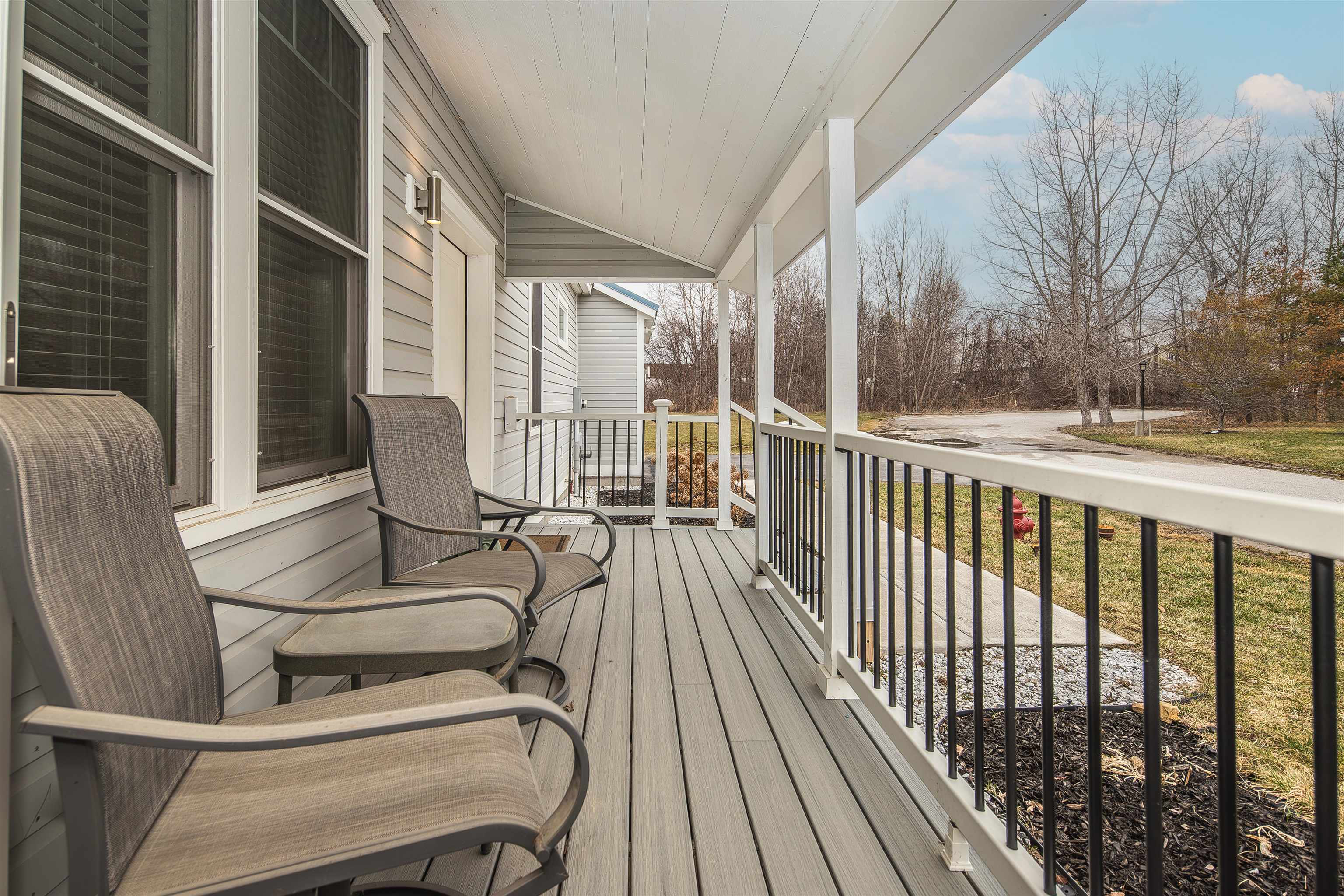 47 Griswold Drive Rutland, VT 05701 - Photo 2 of 31