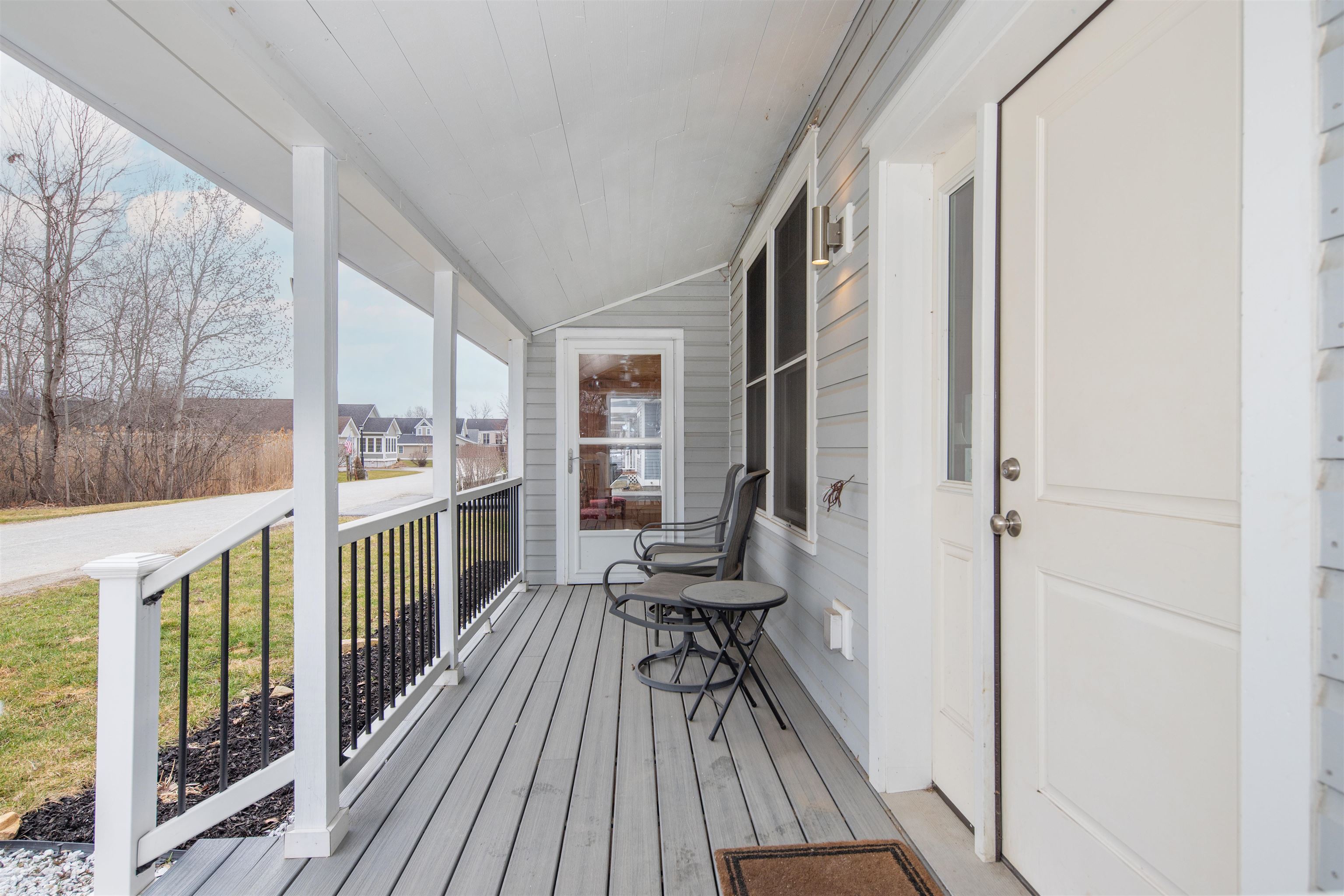 47 Griswold Drive Rutland, VT 05701 - Photo 3 of 31