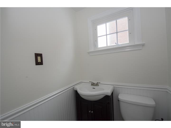 21 Harmil Road Broomall, PA 19008 - Photo 14 of 24 Half Bath