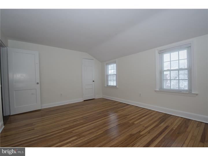 21 Harmil Road Broomall, PA 19008 - Photo 17 of 24 Bedroom - Main