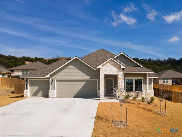 $2,300 | 110 Ayla Marie Drive, Copperas Cove, TX 76522