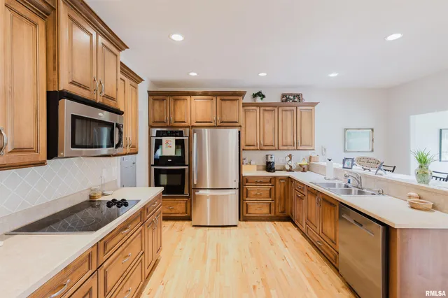 $539,900 | 8511 Knox Road, West Frankfort, IL 62896