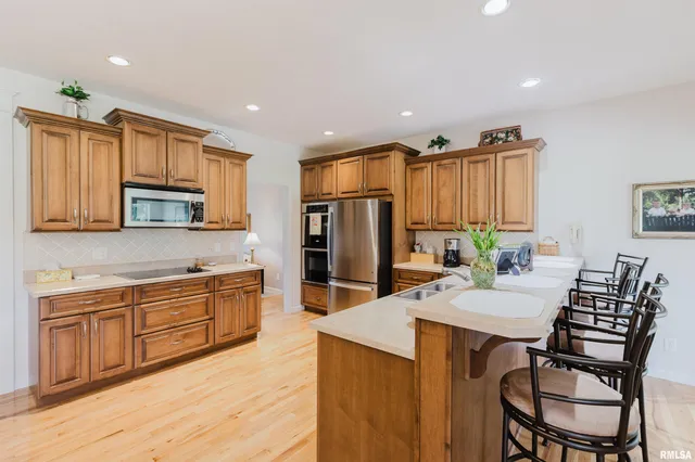 $539,900 | 8511 Knox Road, West Frankfort, IL 62896