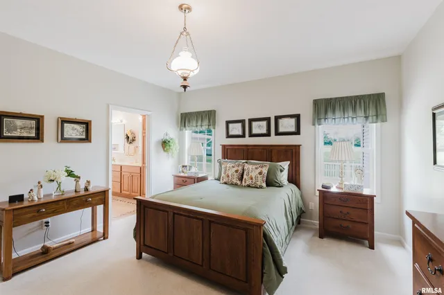 $539,900 | 8511 Knox Road, West Frankfort, IL 62896