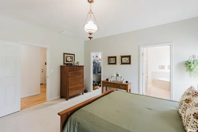 $539,900 | 8511 Knox Road, West Frankfort, IL 62896