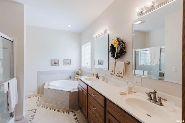 $539,900 | 8511 Knox Road, West Frankfort, IL 62896