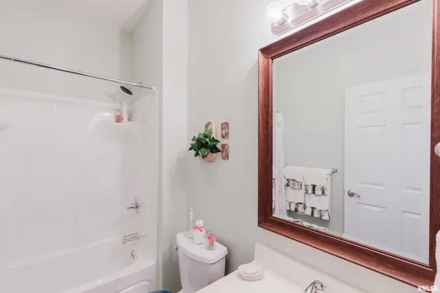 $539,900 | 8511 Knox Road, West Frankfort, IL 62896