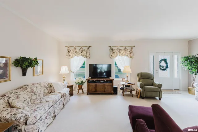 $539,900 | 8511 Knox Road, West Frankfort, IL 62896