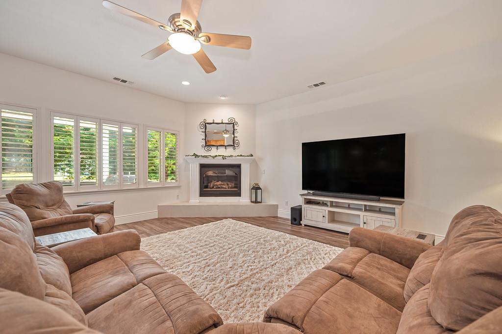 15084 Rio Circle Rancho Murieta, CA 95683 - Photo 14 of 51