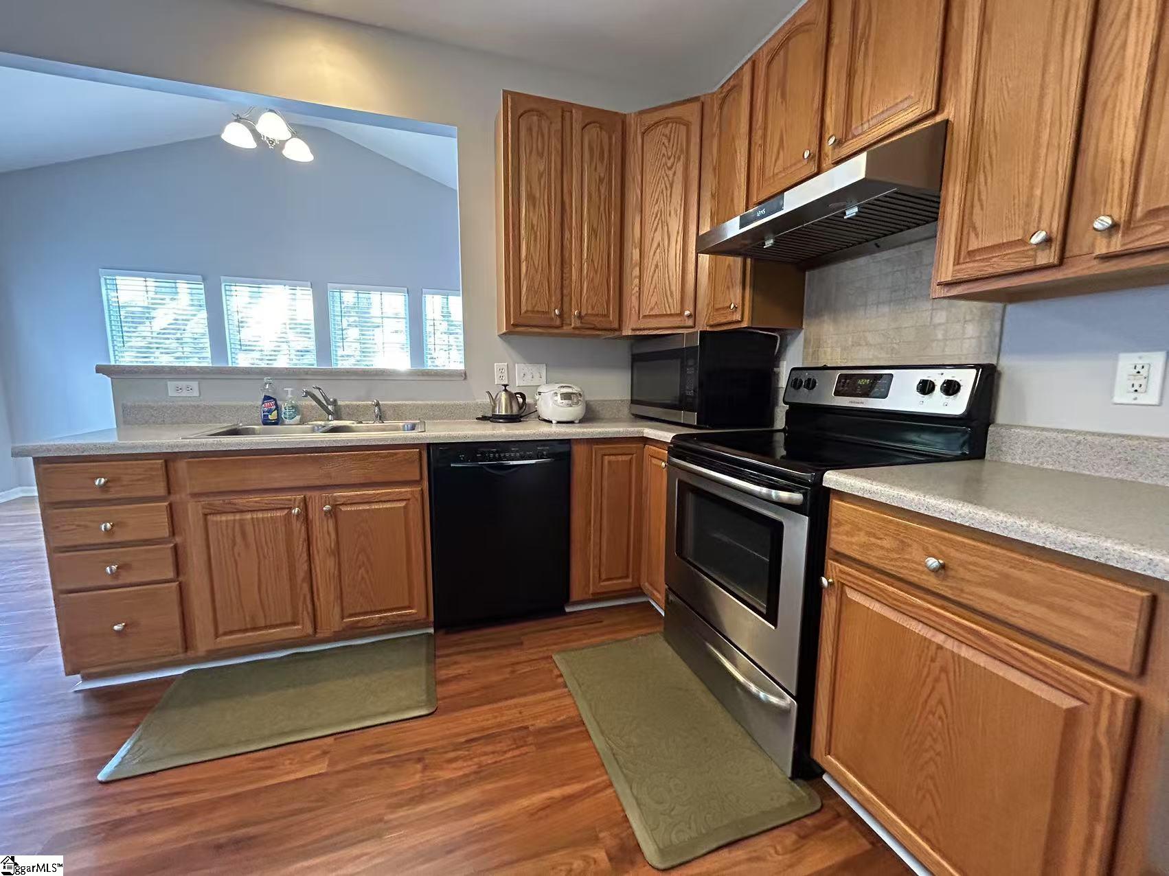 11 Bellows Falls Drive Greer, SC 29650 - Photo 10 of 30