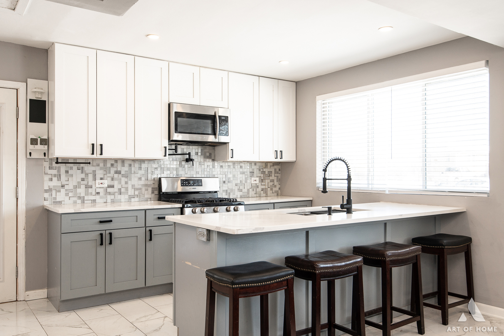 4826 Prospect Avenue Norridge, IL 60706 - Photo 3 of 17