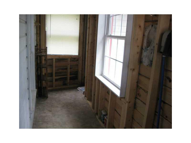 184 Dodge Road Somerville, ME 04348 - Photo 21 of 35 Hallway.
